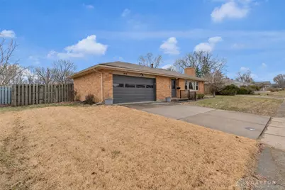 654 Cushing Avenue, Dayton, OH 45429 - Photo 2