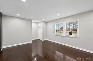 212 Robert Ln, Xenia, OH 45385 - Photo 10