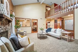 2551 Woodbluff Ln, Washington Twp, OH 45458 - Photo 8