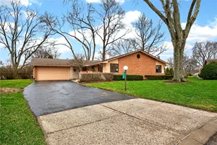 5136 Creekmore Ct, Kettering, OH 45440 - Photo 2