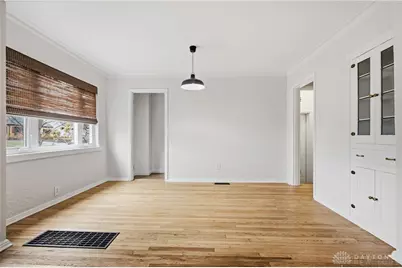 235 Claranna Avenue, Oakwood, OH 45419 - Photo 8