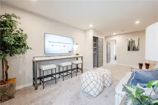 819 Hunters Run Dr, Brookville, OH 45309 - Photo 12