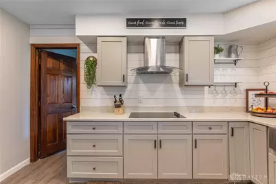 9095 S Normandy Lane, Dayton, OH 45458 - Photo 12