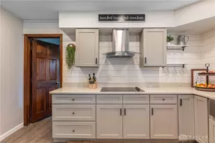 9095 S Normandy Ln, Dayton, OH 45458 - Photo 12