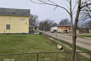 727 W High St, Springfield, OH 45506 - Photo 24