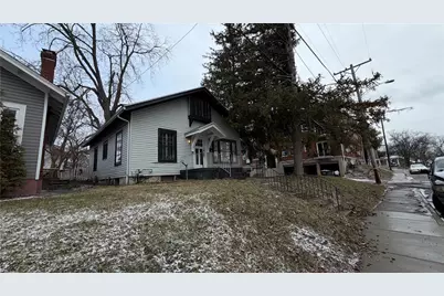 819 Princeton Drive, Dayton, OH 45406 - Photo 2