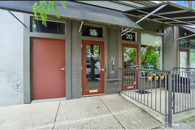 18 S Saint Clair Street #203, Dayton, OH 45402 - Photo 2