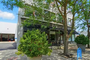 18 S St Clair St, Dayton, OH 45402 - Photo 2