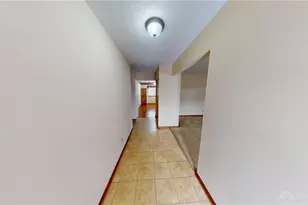 213 Porter Dr, Englewood, OH 45322 - Photo 2