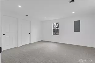 4534 N Fairgreen Ave, Dayton, OH 45416 - Photo 14