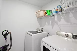 929 Cedar Grv Dr, Tipp City, OH 45371 - Photo 36