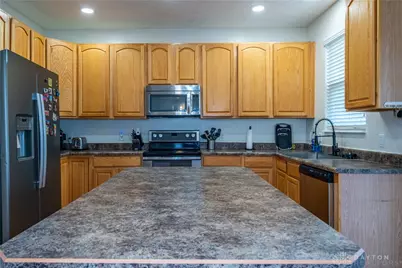 6907 Pegram Way, Huber Heights, OH 45424 - Photo 14