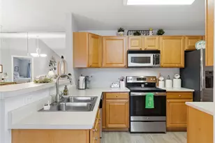 3091 Westminster Dr, Beavercreek, OH 45431 - Photo 12