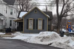 442 Oak St, Dayton, OH 45410 - Photo 1