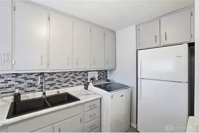 4642 Kautz Drive, Huber Heights, OH 45424 - Photo 12