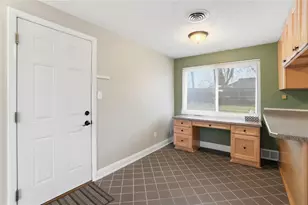 3737 Saranac Dr, Kettering, OH 45429 - Photo 10