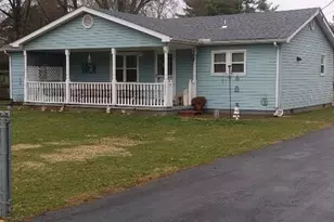 7822 Dian Ave, Carlisle, OH 45005 - Photo 1