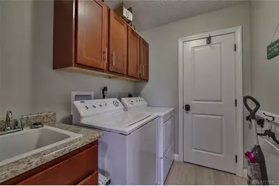 564 Cider Mill Way, Tipp City, OH 45371 - Photo 8