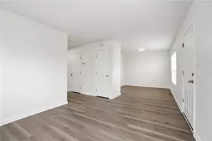 10024 Oriole Ct, Miami Township, OH 45342 - Photo 6