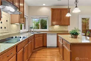 9764 Olde Georgetown Way, Centerville, OH 45458 - Photo 8