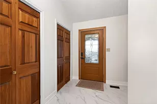 407 Valleyview Dr, Englewood, OH 45322 - Photo 6