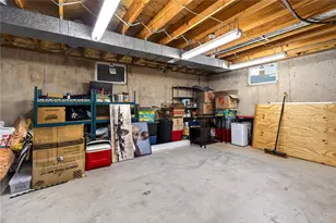 407 Valleyview Dr, Englewood, OH 45322 - Photo 30