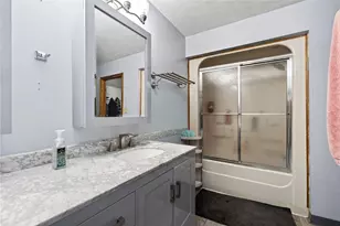 407 Valleyview Dr, Englewood, OH 45322 - Photo 34