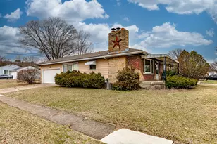 824 Mark Ave, Hamilton, OH 45013 - Photo 2