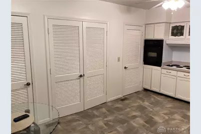 3050 Valerie Arms Drive, Harrison Twp, OH 45405 - Photo 6