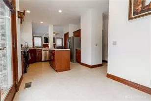 2442 Greystone Ln, Springfield, OH 45503 - Photo 12