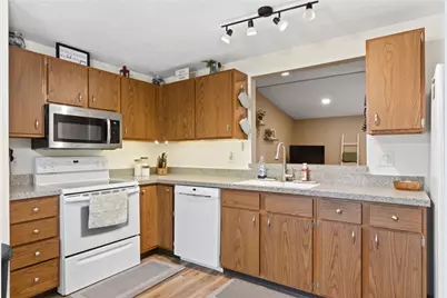 6000 Timbergate Trail, Huber Heights, OH 45424 - Photo 8