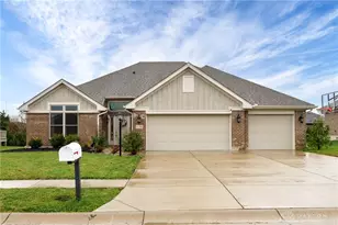 6794 Sun Ridge Way, Waynesville, OH 45068 - Photo 1