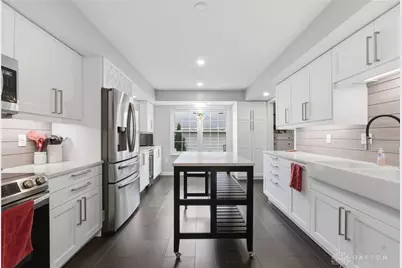 7808 Capitol Hill Lane, Washington Twp, OH 45459 - Photo 18