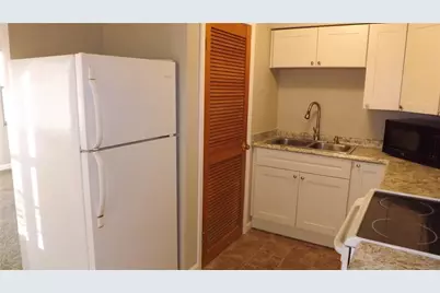 2040 Courtland Avenue, Kettering, OH 45420 - Photo 8