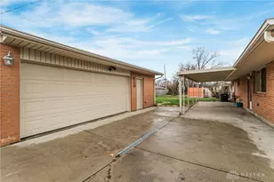 5662 Brandt Pike, Huber Heights, OH 45424 - Photo 6