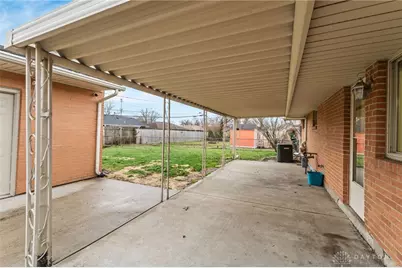 5662 Brandt Pike, Huber Heights, OH 45424 - Photo 38