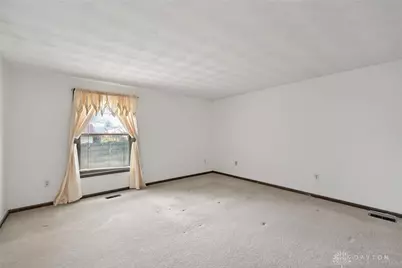 210 Chris Drive, Englewood, OH 45322 - Photo 28