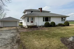1681 Clayton Rd, Brookville, OH 45309 - Photo 2