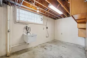 8943 Monsanto Dr, Springfield Township, OH 45231 - Photo 26