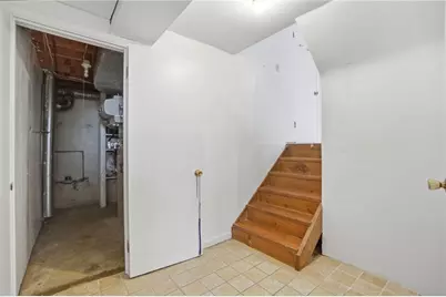 8943 Monsanto Drive, Springfield Township, OH 45231 - Photo 24