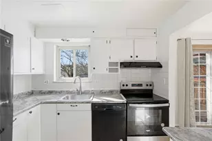 8943 Monsanto Dr, Springfield Township, OH 45231 - Photo 10