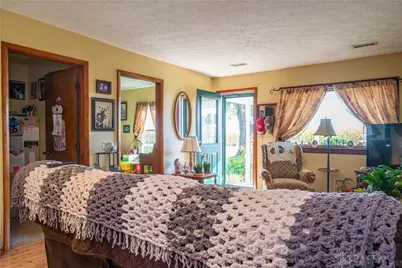 1599 Garringer Road, Jamestown Vlg, OH 45335 - Photo 6