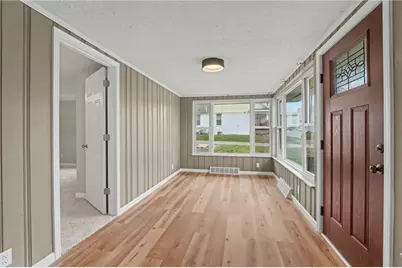 21 S Limestone Street, Jamestown, OH 45335 - Photo 4