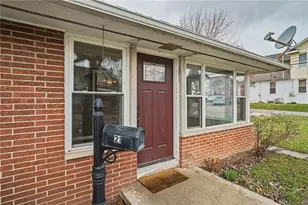 21 S Limestone St, Jamestown Vlg, OH 45335 - Photo 2