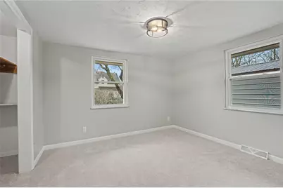 21 S Limestone Street, Jamestown, OH 45335 - Photo 20