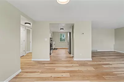 21 S Limestone Street, Jamestown, OH 45335 - Photo 10