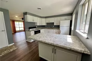 232 Tulip Dr, West Carrollton, OH 45449 - Photo 4