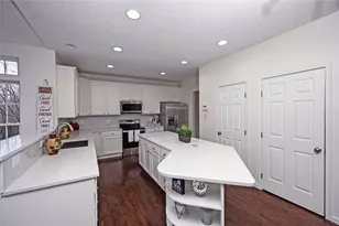 3533 Queen Victoria Ct, Dayton, OH 45431 - Photo 14