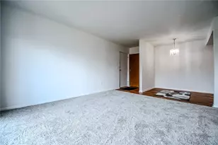 5655 E Coach Dr, Kettering, OH 45440 - Photo 10