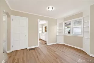 2822 W Hillcrest Ave, Dayton, OH 45406 - Photo 12